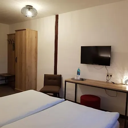 Ritterhof Kampehl فندق Neustadt (Dosse)